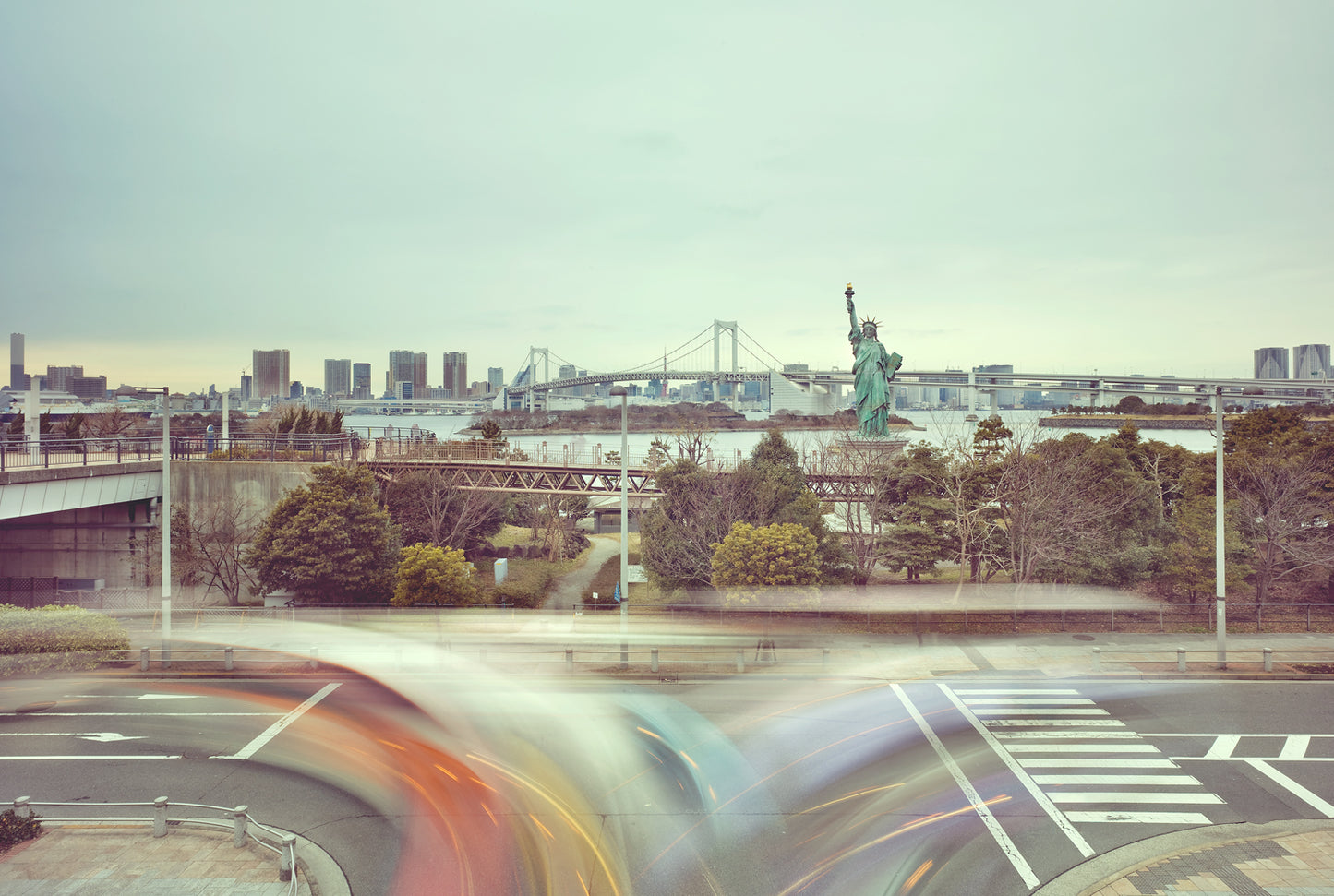 Dont Move 2 - Tokyo - Japan